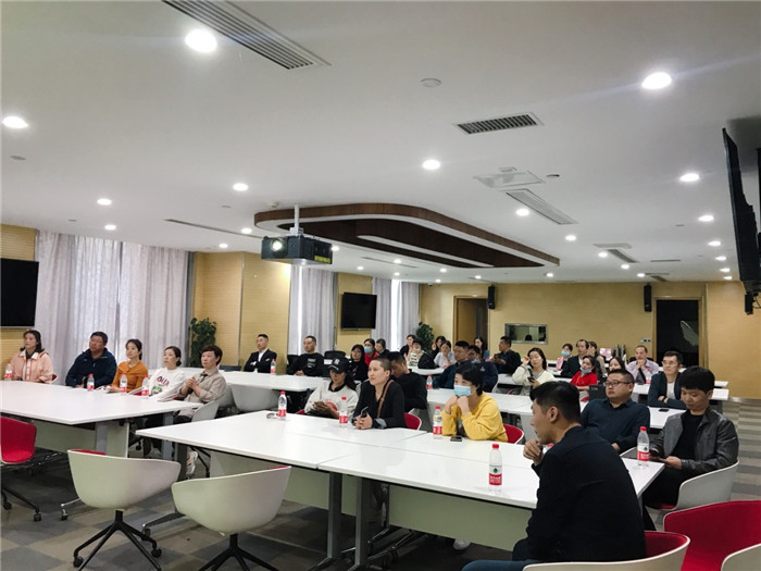 現(xiàn)代科技引領教育(圖4)