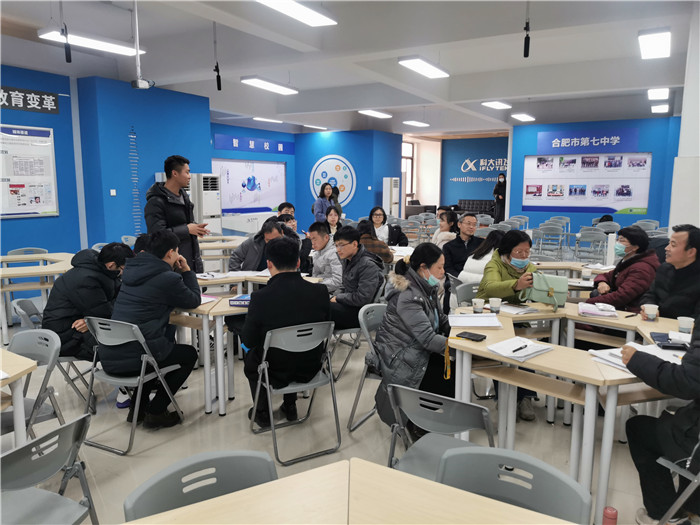 高二級部：同課異構(gòu)締結(jié)友誼、教研興校開拓天地(圖4)