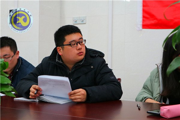 啟新聞小組 現(xiàn)高一風貌(圖3)