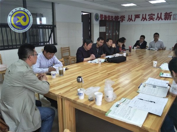 同課異構(gòu)亮風(fēng)采，校際交流共成長(zhǎng)(圖1)