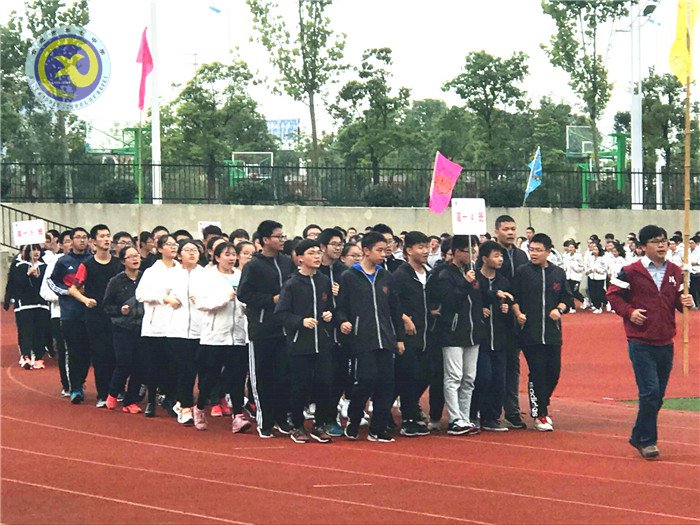 彩虹里的運(yùn)動(dòng)會(huì)(圖3)