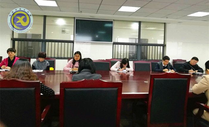 加強常規(guī)管理，提升教育素養(yǎng)(圖1)
