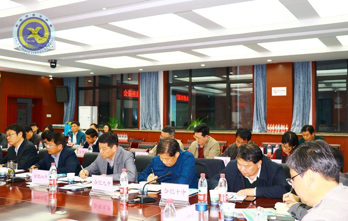 市屬普通高中學(xué)校教學(xué)質(zhì)量提升座談會在七中召開(圖9)