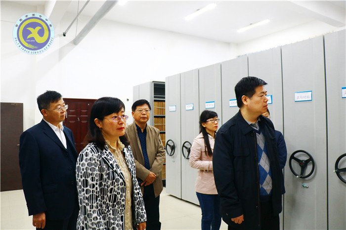  市檔案局、教育局檢查指導(dǎo)學(xué)校檔案工作(圖3)
