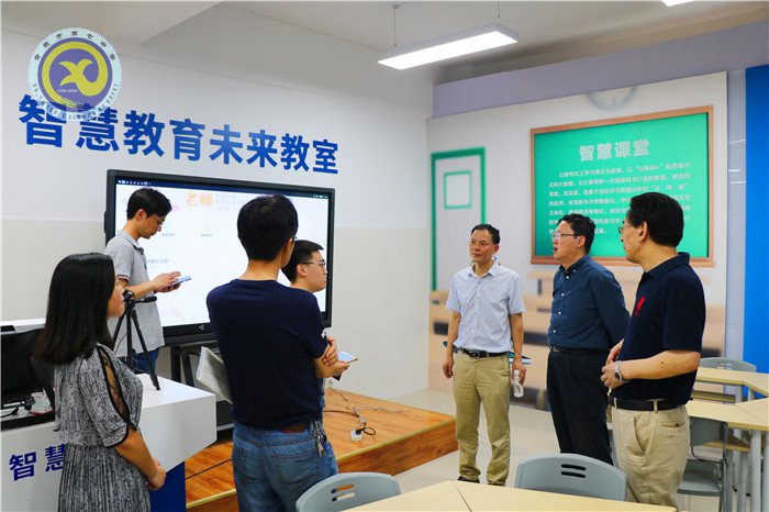 國(guó)務(wù)院教育督導(dǎo)委員會(huì)核查組蒞臨合肥七中檢查指導(dǎo)工作(圖4)