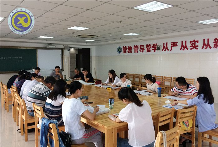 一輪復(fù)習(xí)爭展示 杏壇新秀競風(fēng)流(圖4)