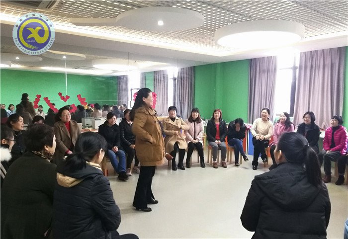 關(guān)注學(xué)生 做內(nèi)心強(qiáng)大的育人者(圖2)