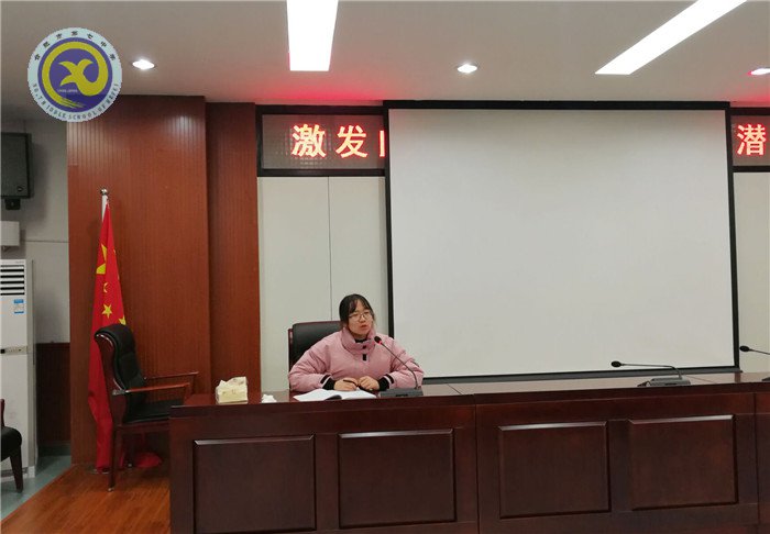 凝心聚力獻(xiàn)良策，砥礪前行備一模(圖1)