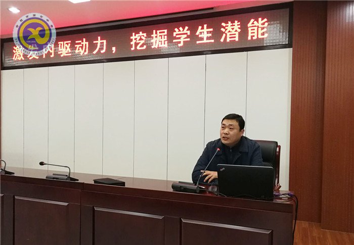 凝心聚力獻(xiàn)良策，砥礪前行備一模(圖3)