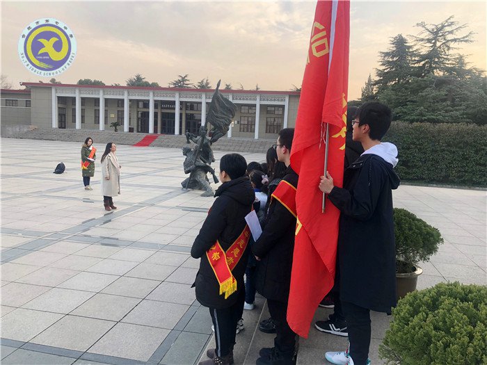 繼承革命傳統(tǒng)，發(fā)揚(yáng)團(tuán)員精神，邁出紅色第一步(圖3)