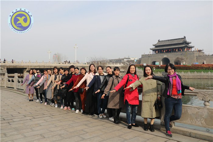 綠柳含煙日，踏青正當(dāng)時(shí)(圖4)