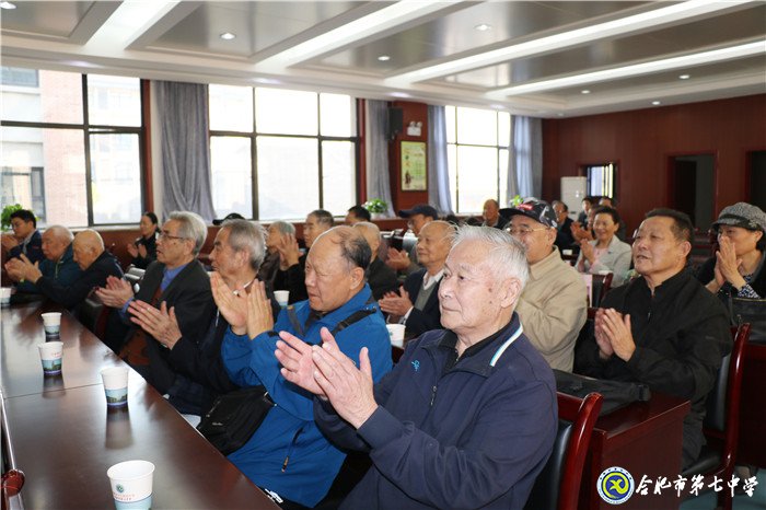 尊老敬老集體祝壽  運動健身風采依舊(圖2)