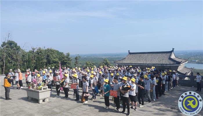 游官亭林海，謁劉銘傳陵(圖1)