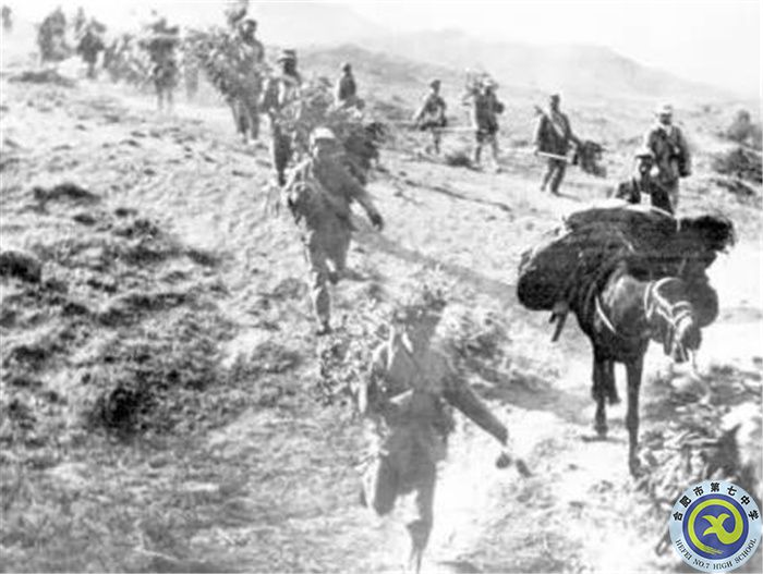 △孟良崮戰(zhàn)役中，我軍向孟良崮急速進(jìn)軍.jpg
